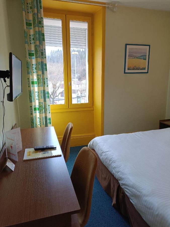 Hotel De France La Tour-du-Pin Bagian luar foto