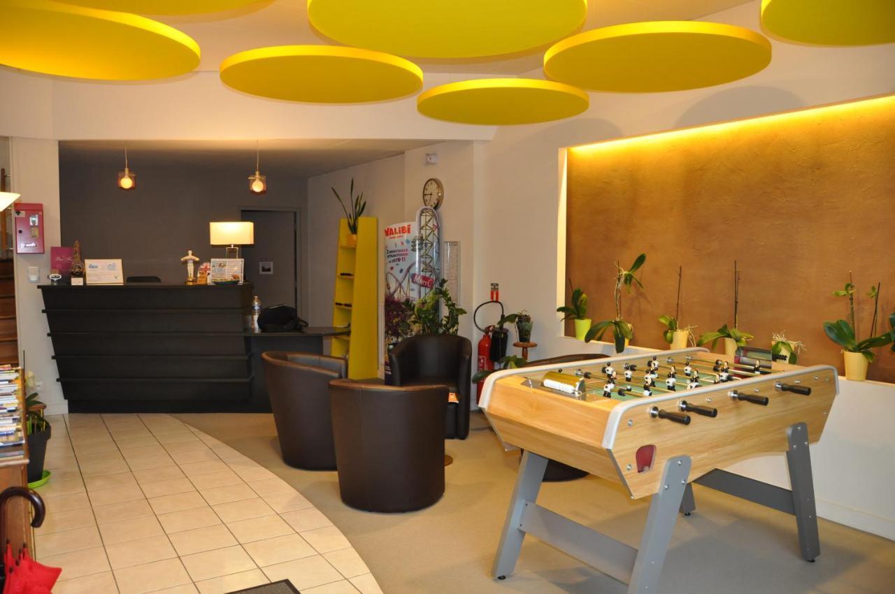 Hotel De France La Tour-du-Pin Bagian luar foto